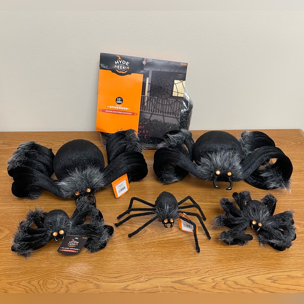 Halloween Spiders and Spider Web Decor